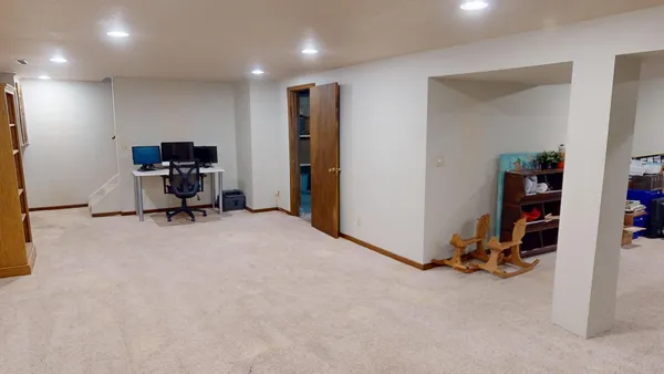 $319,900 | 1915 6th Avenue Northwest, Austin, MN 55912