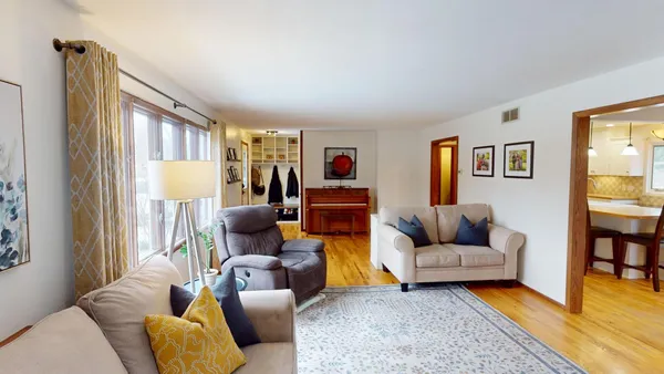 $319,900 | 1915 6th Avenue Northwest, Austin, MN 55912