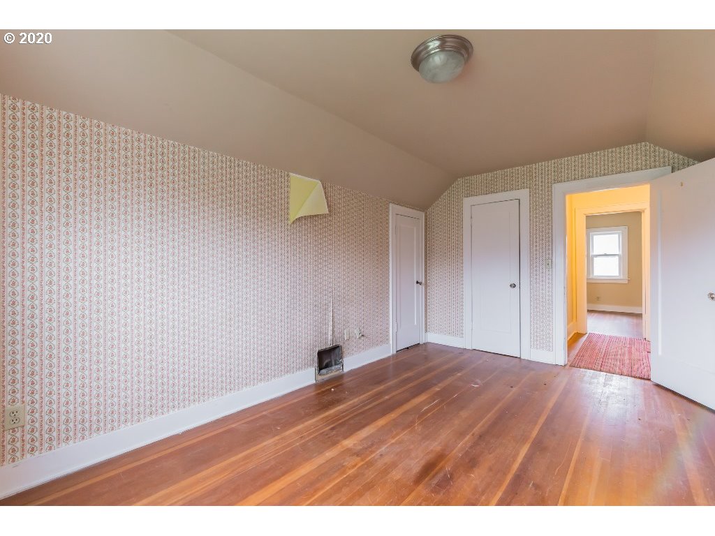 13360 Southeast King Road Happy Valley, OR 97086 - Photo 14 of 23 Gallery Image 14