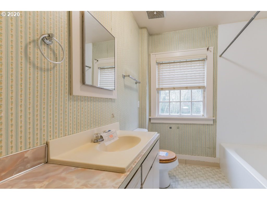 13360 Southeast King Road Happy Valley, OR 97086 - Photo 22 of 23 Gallery Image 22