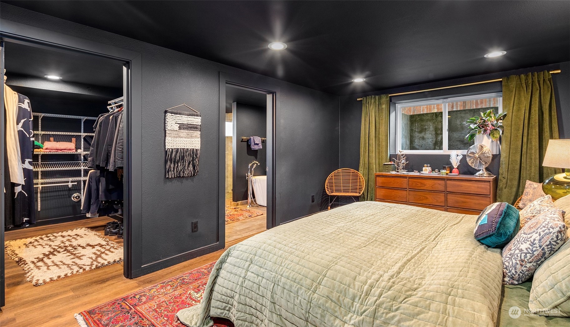 3009 Gedney Street Everett, WA 98201 - Photo 26 of 40 a bedroom with a bed and a large window