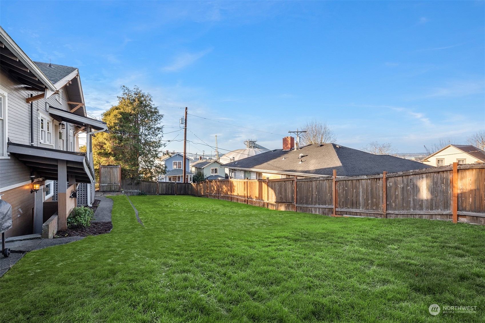 3009 Gedney Street Everett, WA 98201 - Photo 35 of 40 a view of a yard in front of house