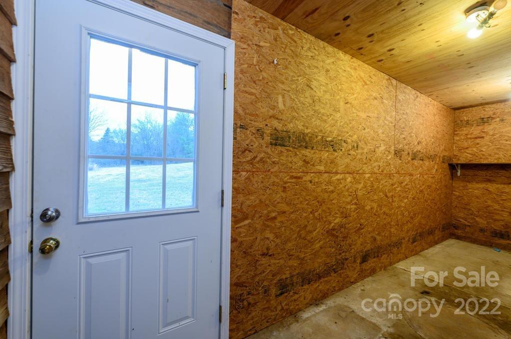 2494 Kingstown Road Lenoir, NC 28645 - Photo 24 of 29 Gallery Image 24