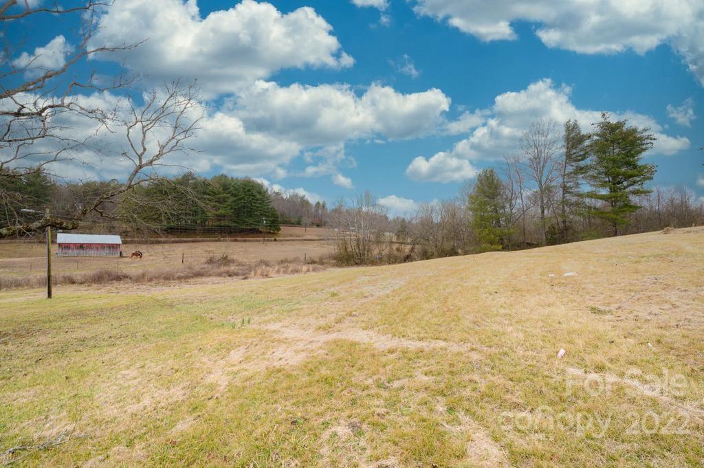 2494 Kingstown Road Lenoir, NC 28645 - Photo 29 of 29 Gallery Image 29