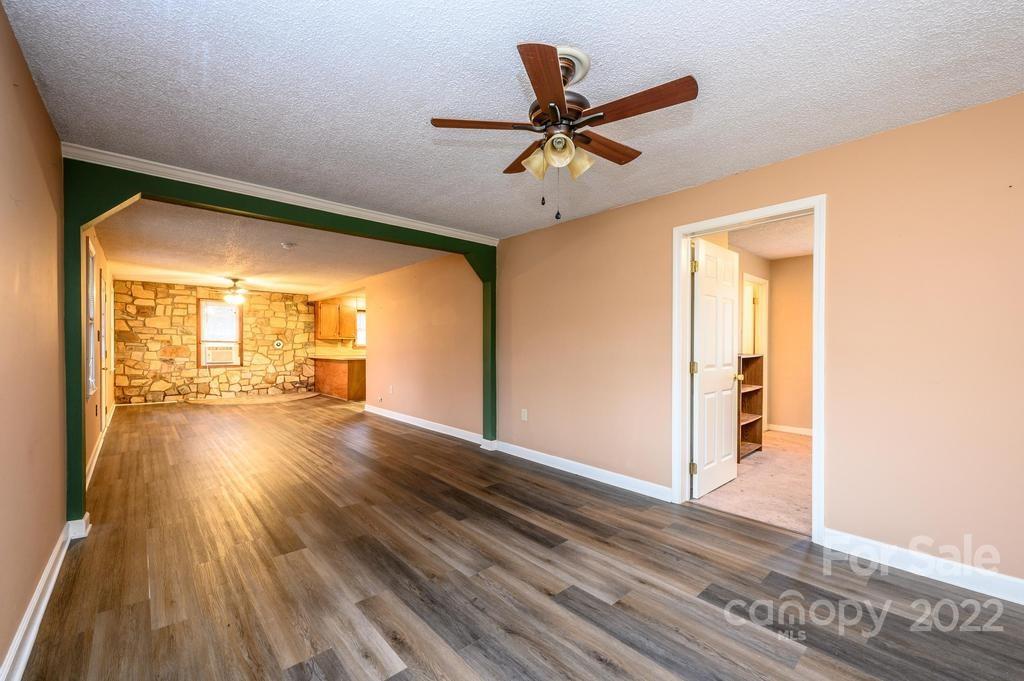 2494 Kingstown Road Lenoir, NC 28645 - Photo 8 of 29 Gallery Image 8