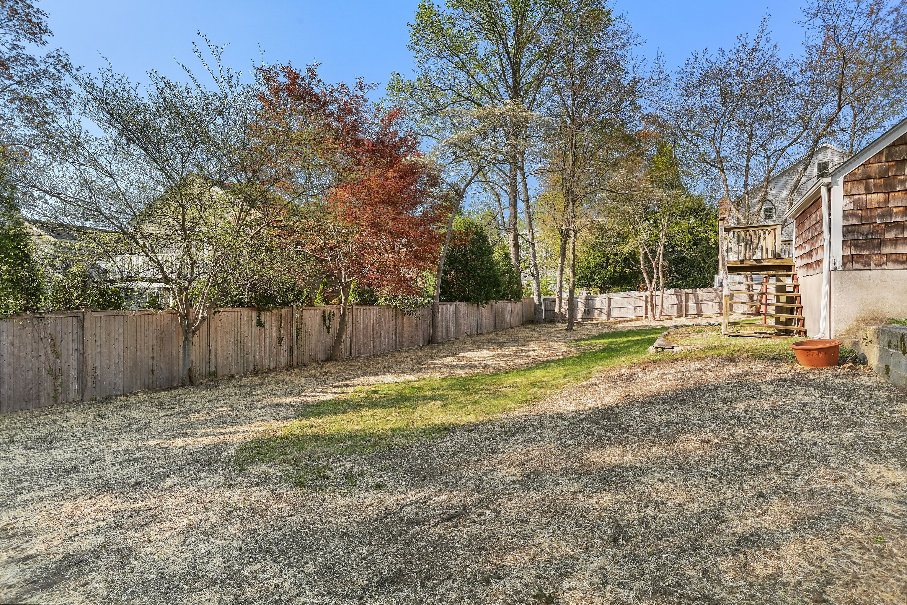 219 Hollow Tree Ridge Road Darien, CT 06820 - Photo 22 of 27