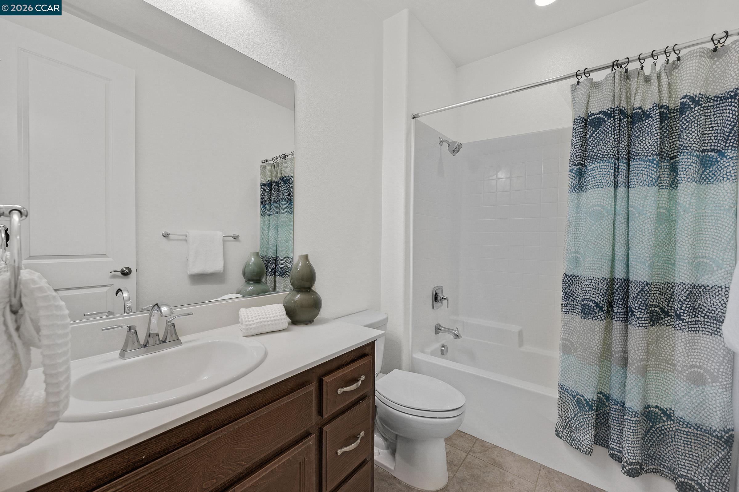 4166 Forest Springs Road Dublin, CA 94568 - Photo 8 of 45