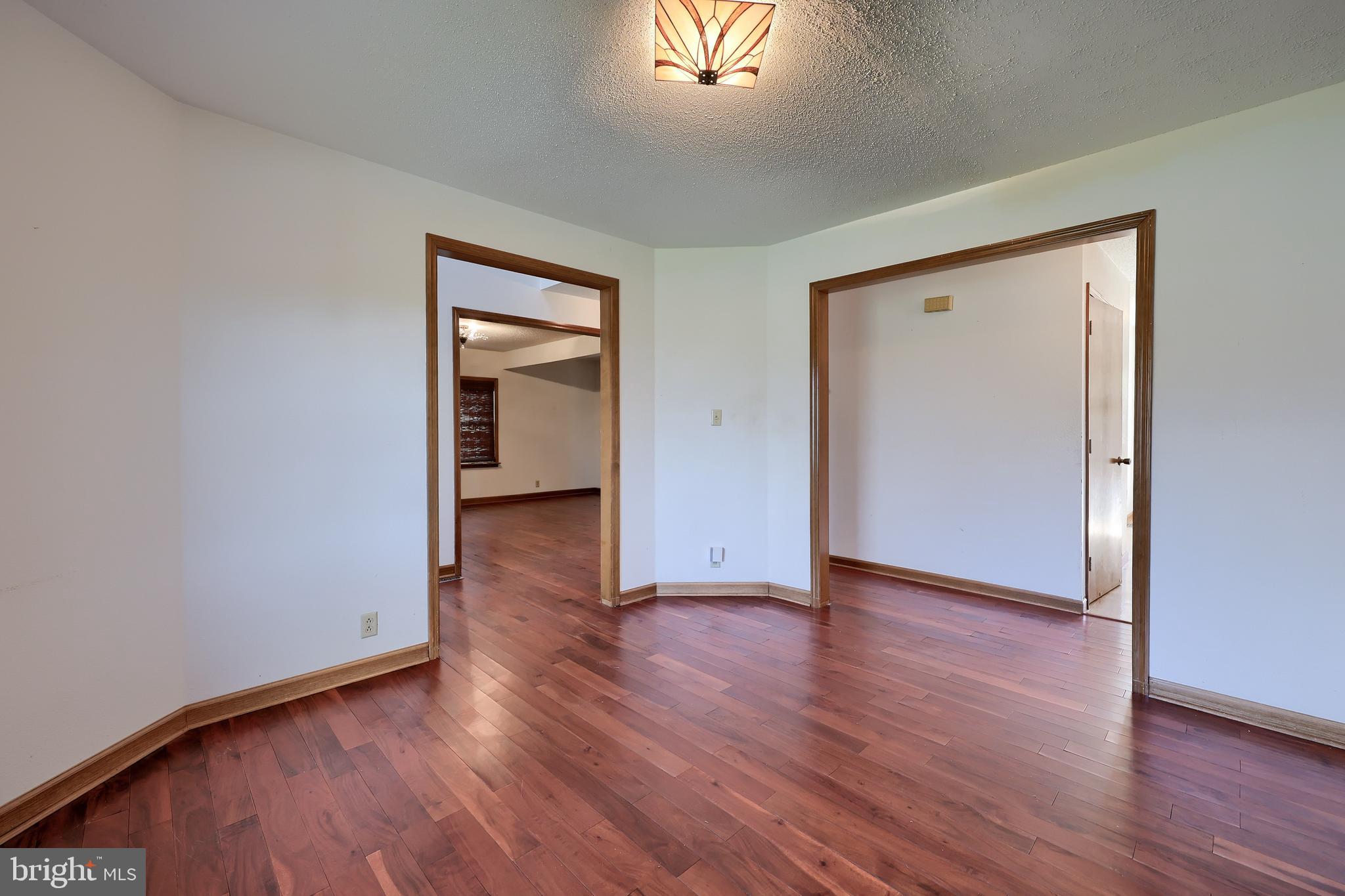 178 Moore Road Lebanon, PA 17046 - Photo 5 of 46 Gallery Image 5