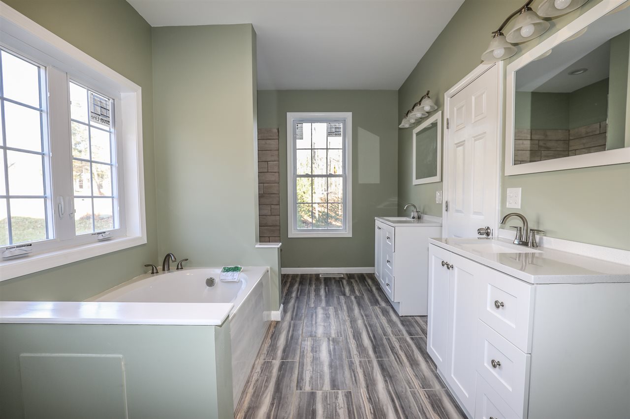 215 Packers Falls Road Durham, NH 03824 - Photo 9 of 35