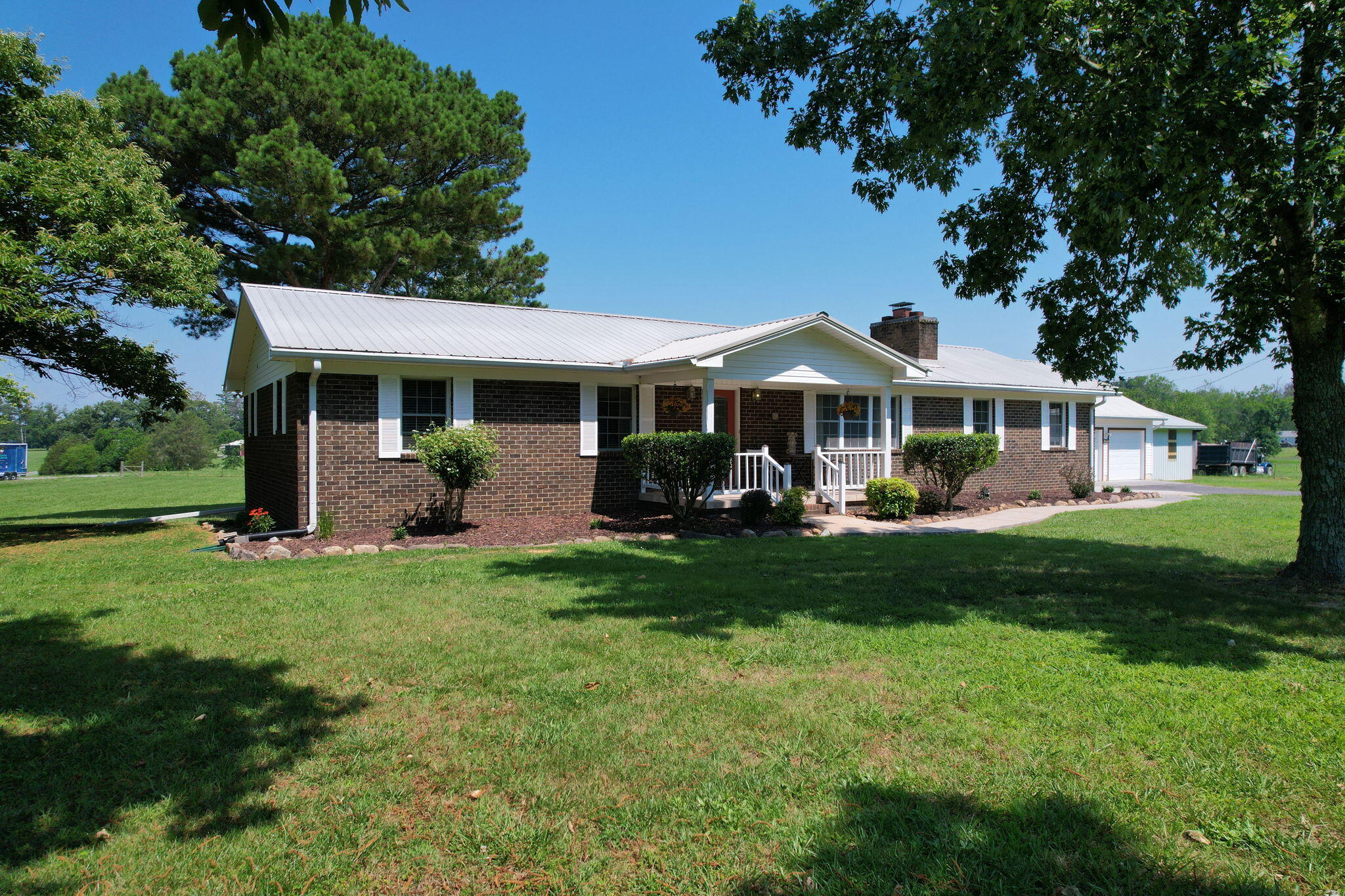 470 Armstrong Road Southeast Cleveland, TN 37323 - Photo 1 of 61 470 Armstrong SE