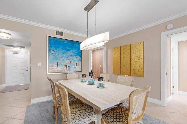 $389,000 | 821 Cypress Boulevard, Unit 211, Pompano Beach, FL 33069