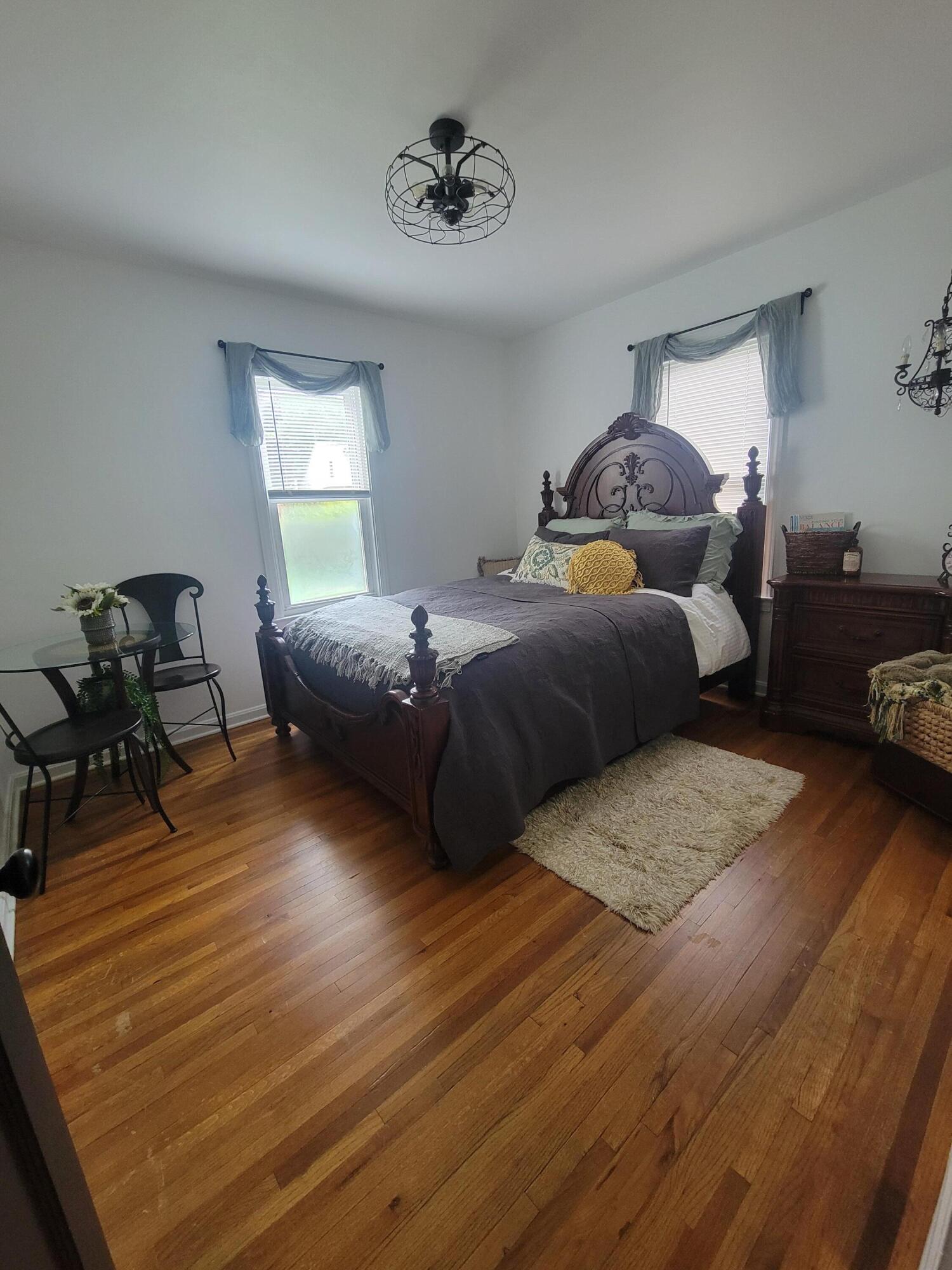 1422 Miller Road Kalamazoo, MI 49001 - Photo 11 of 21 Main Floor Bedroom