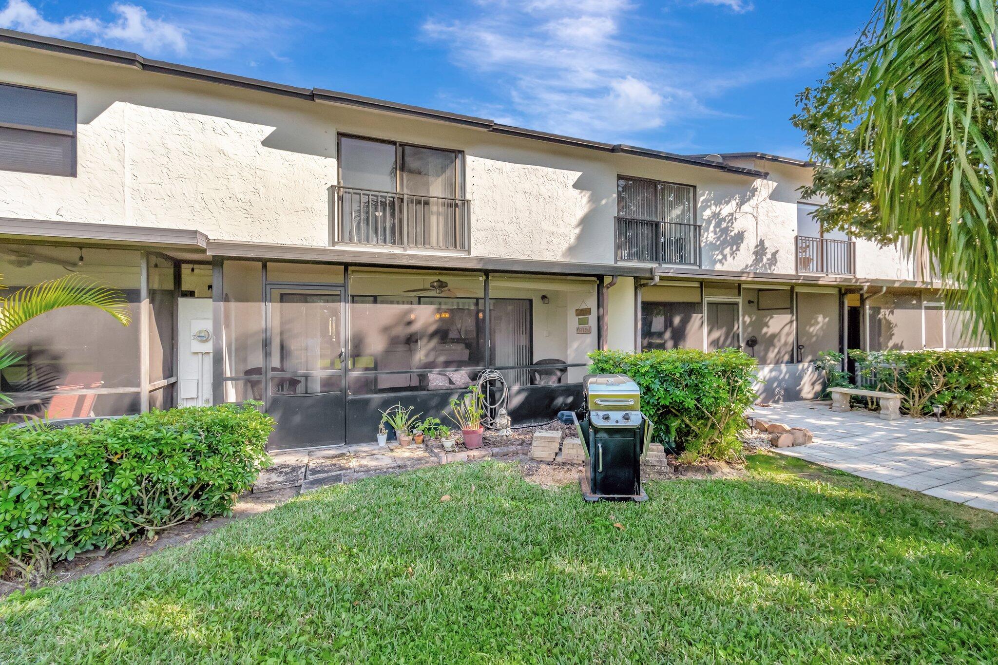 23359 Southwest 55th Way, Unit G Boca Raton, FL 33433 - Photo 34 of 63 Back View