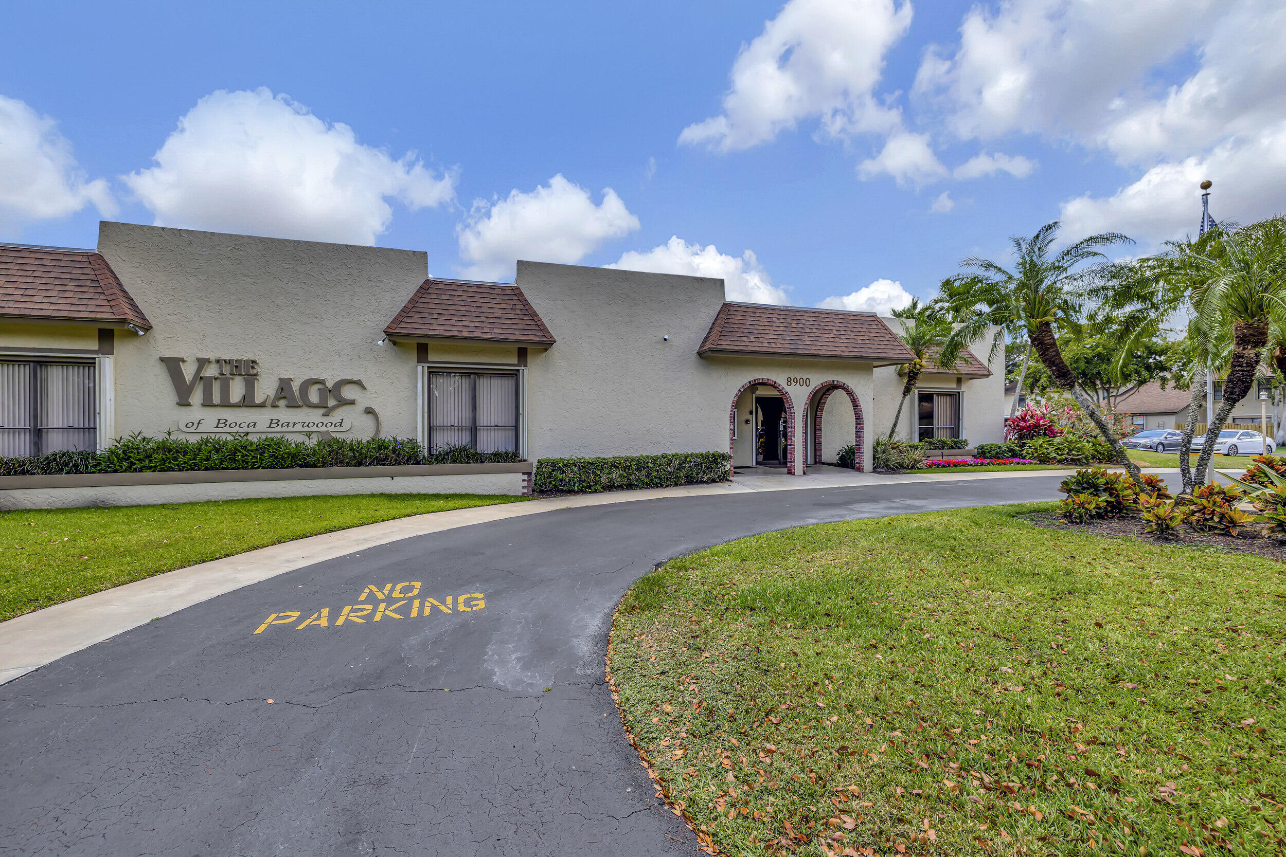 23359 Southwest 55th Way, Unit G Boca Raton, FL 33433 - Photo 54 of 63 Walking distance to the Club House