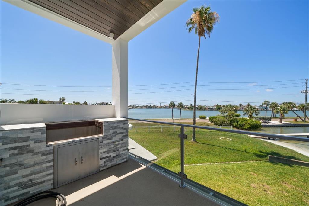 16047 Redington Drive Redington Beach, FL 33708 - Photo 38 of 80