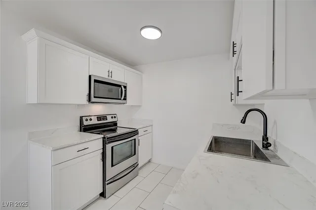 $1,950 | 1716 Pacific Street, Las Vegas, NV 89104