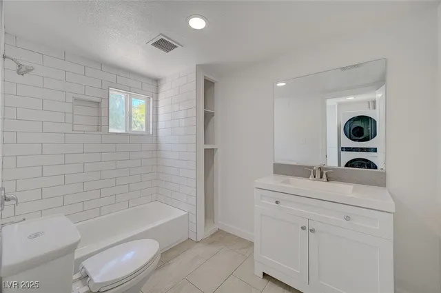 $1,950 | 1716 Pacific Street, Las Vegas, NV 89104