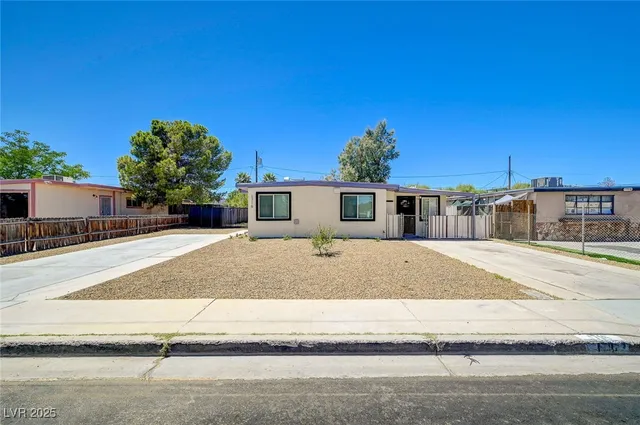 $1,950 | 1716 Pacific Street, Las Vegas, NV 89104