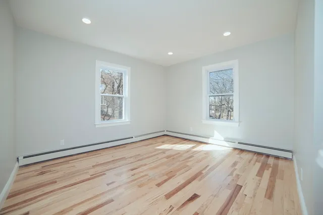 $3,500 | 10 Duffley Court, Unit 1, Chestnut Hill, MA 02467