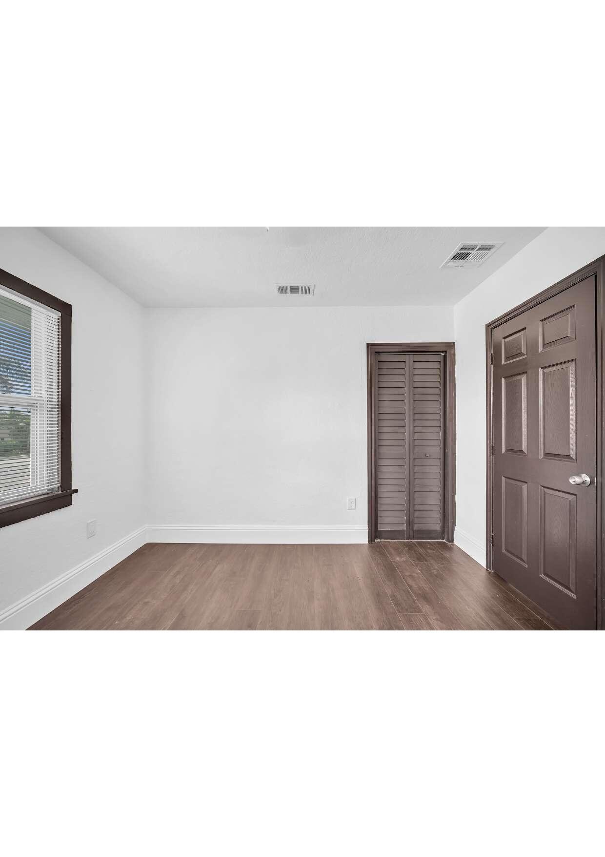 5023 Club Road Haverhill, FL 33415 - Photo 18 of 27 18-web-or-mls-DSC09852_page-0001
