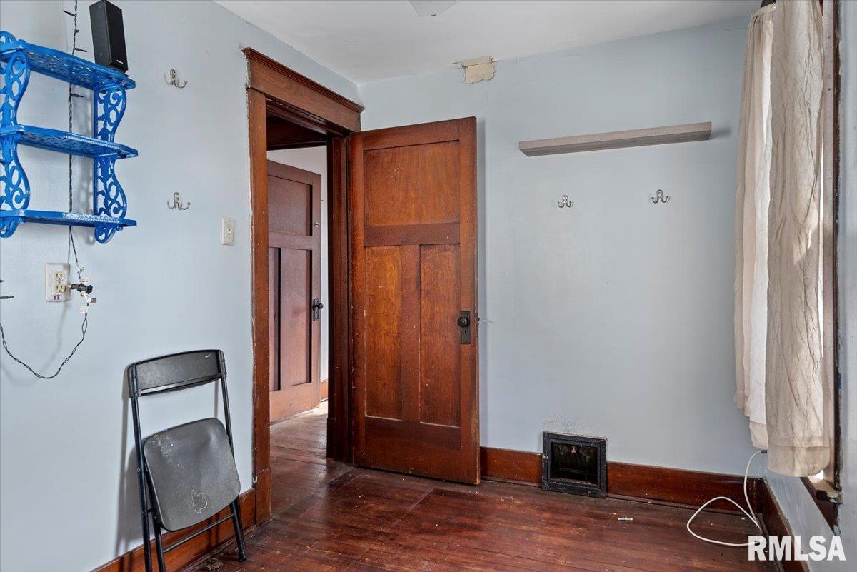 1505 Pennsylvania Avenue Springfield, IL 62702 - Photo 19 of 25