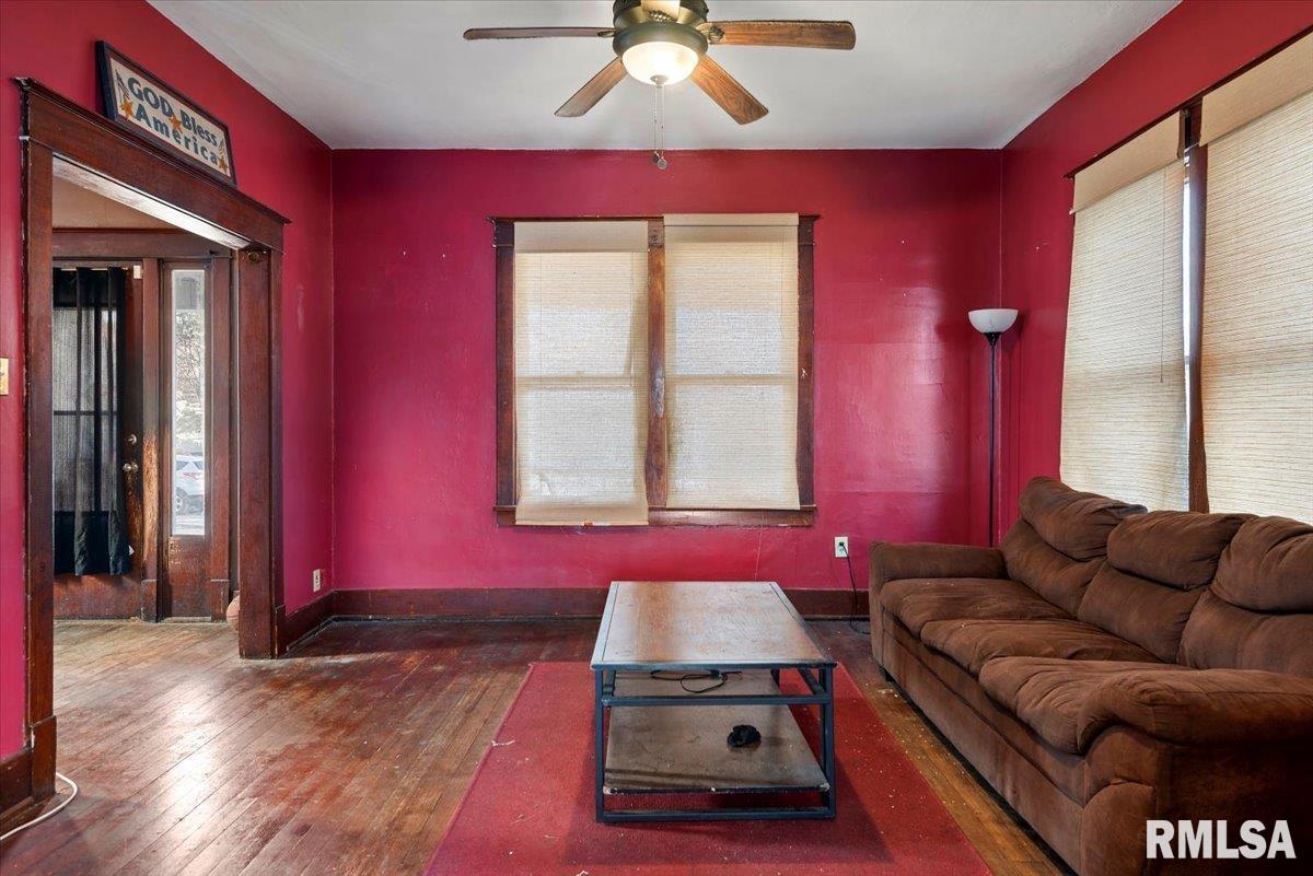 1505 Pennsylvania Avenue Springfield, IL 62702 - Photo 7 of 25