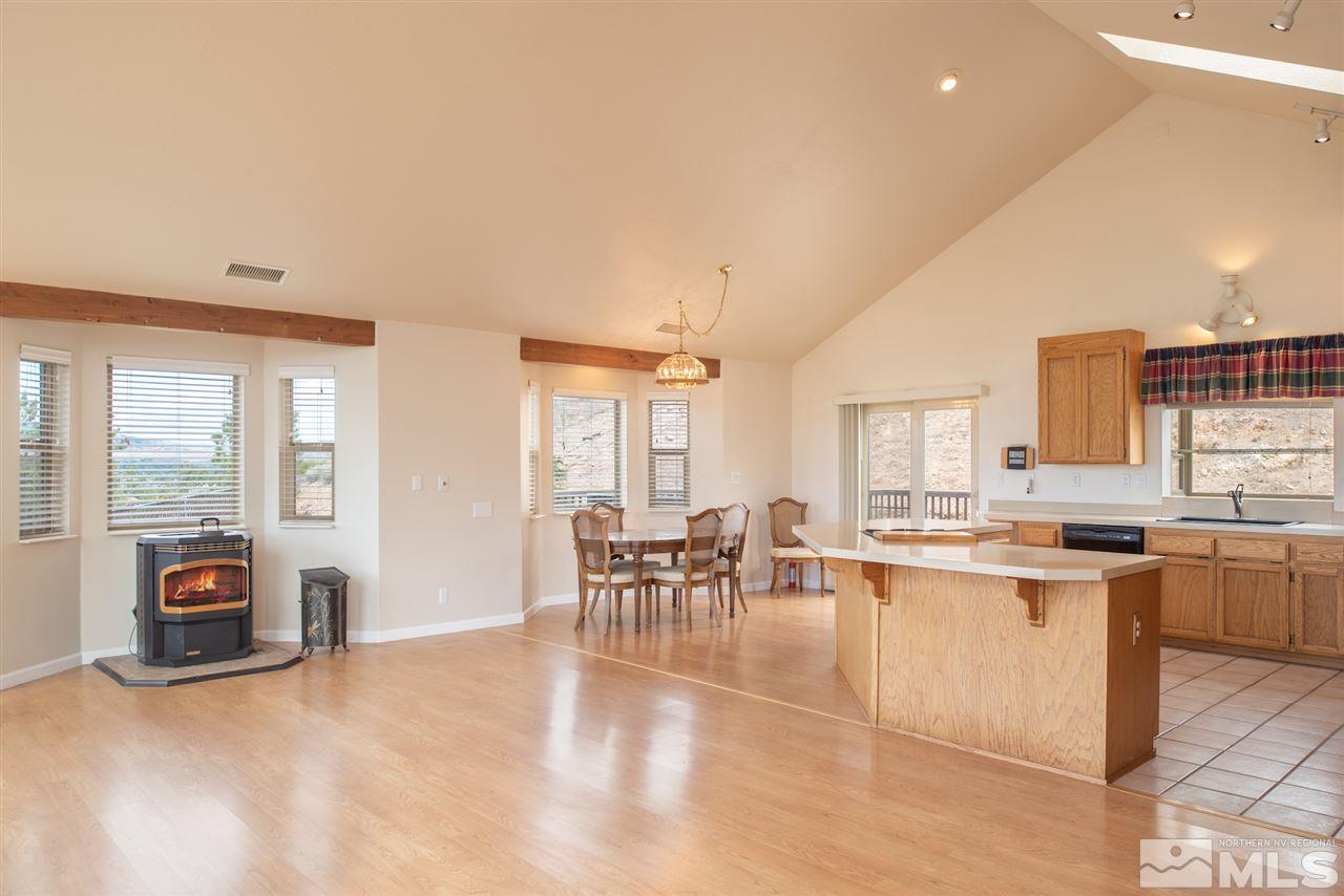 15505 Minnetonka Circle Reno, NV 89521 - Photo 5 of 25 a view of kitchen with sink and living room