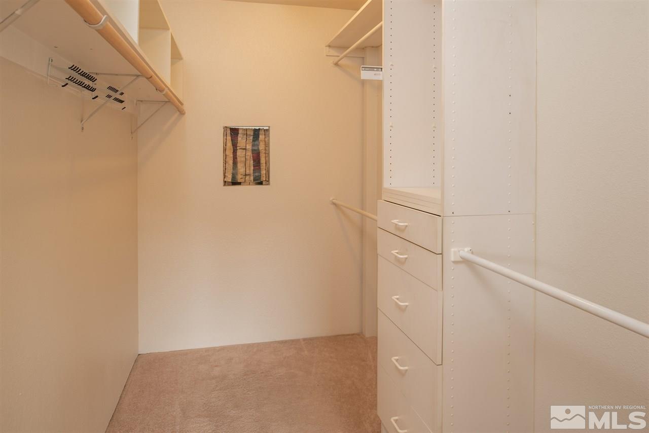 15505 Minnetonka Circle Reno, NV 89521 - Photo 10 of 25 a view of walk in closet