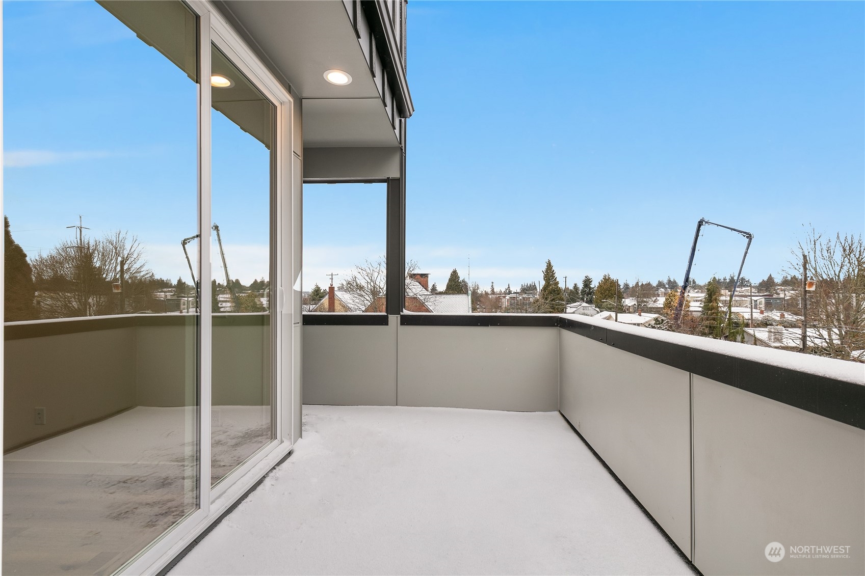 9429 18th Avenue Southwest, Unit B Seattle, WA 98106 - Photo 20 of 28 a view of a balcony