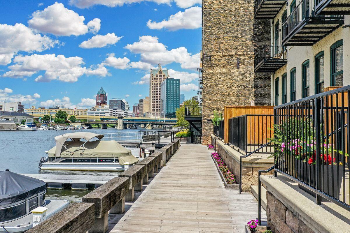 205 North Water Street, Unit 200 Milwaukee, WI 53202 - Photo 14 of 24 Milwaukee Riverwalk