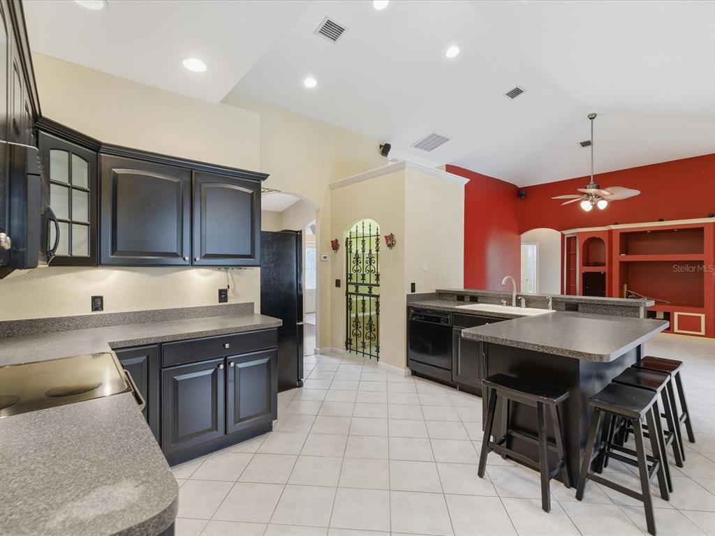 8551 Pratt Drive New Port Richey, FL 34654 - Photo 22 of 100