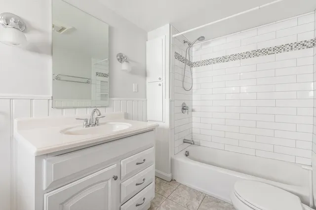 $3,400 | 33 Pearl Street, Unit 2, Natick, MA 01760