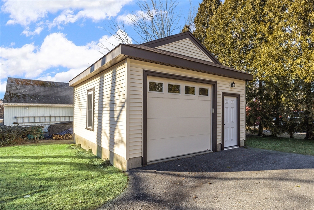 33 Pearl Street, Unit 2 Natick, MA 01760 - Photo 23 of 27