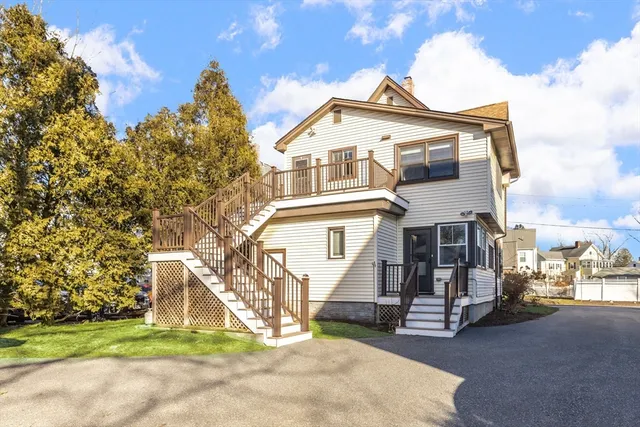 $3,400 | 33 Pearl Street, Unit 2, Natick, MA 01760