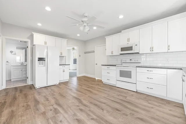 $3,400 | 33 Pearl Street, Unit 2, Natick, MA 01760