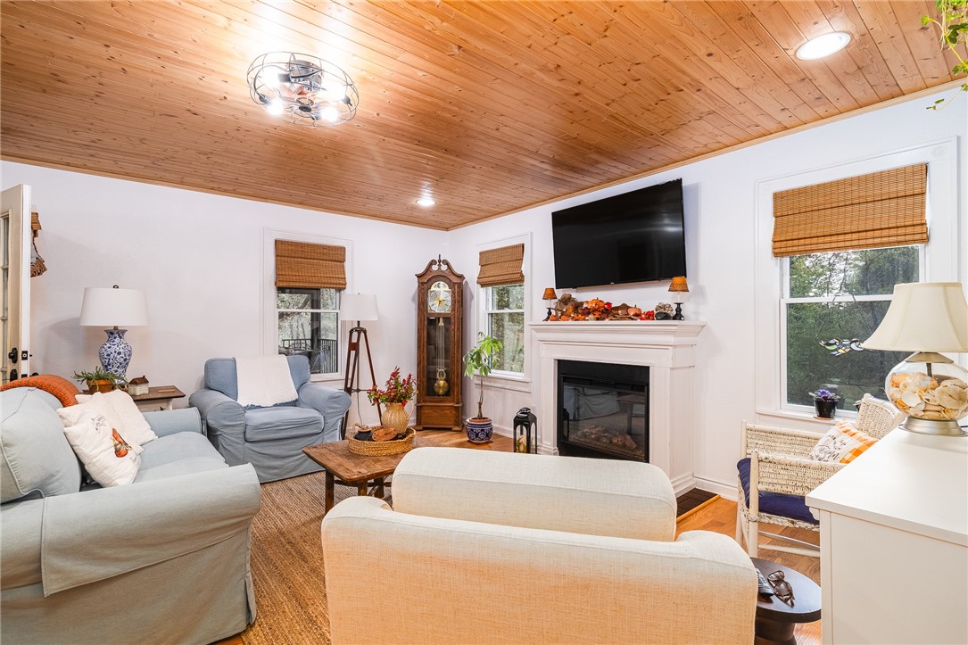 15460 North East Road Effingham, IL 62401 - Photo 6 of 46