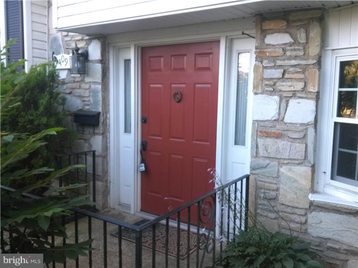 409 Robin Road Hatboro, PA 19040 - Photo 3 of 24 Exterior Front