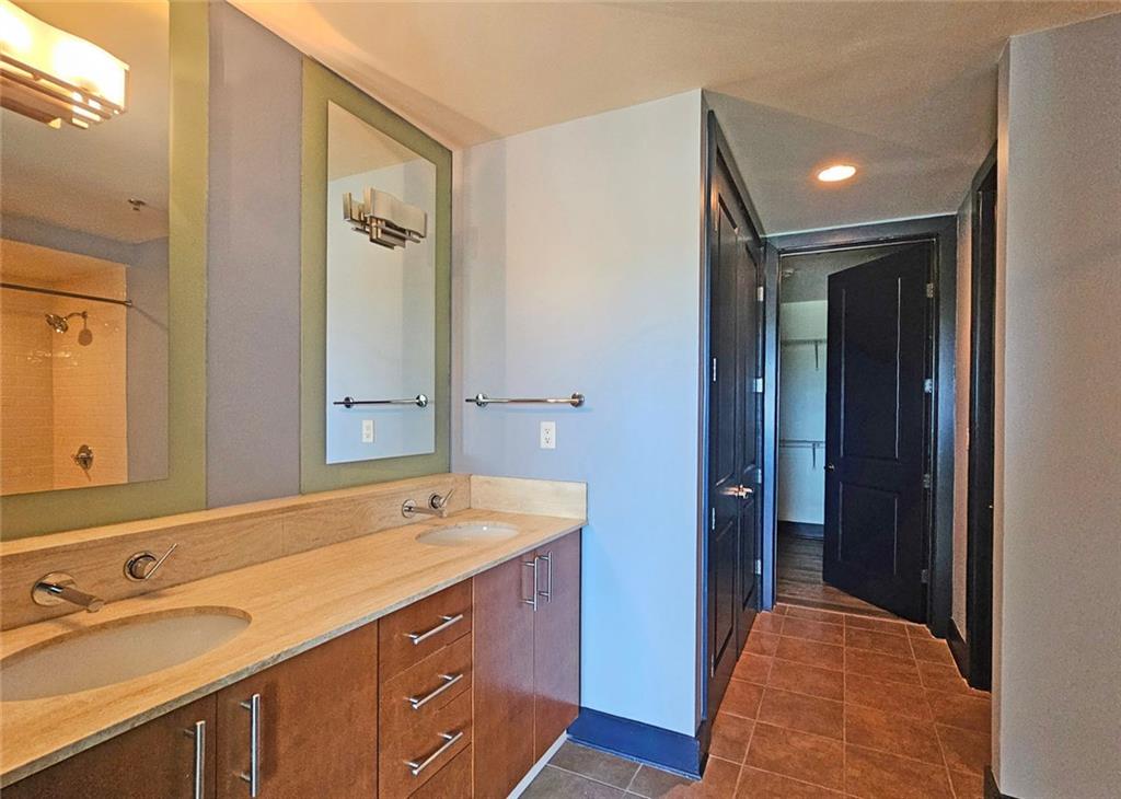 4561 Olde Perimeter Way, Unit 1607 Dunwoody, GA 30346 - Photo 17 of 42