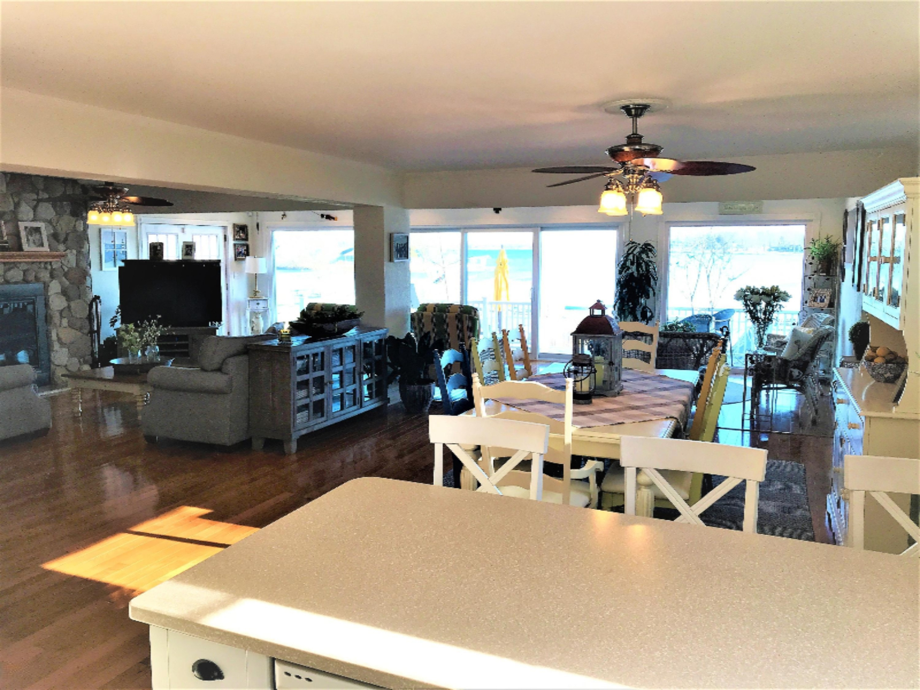 68563 Oak Spring Road Edwardsburg, MI 49112 - Photo 10 of 43 Dinning2