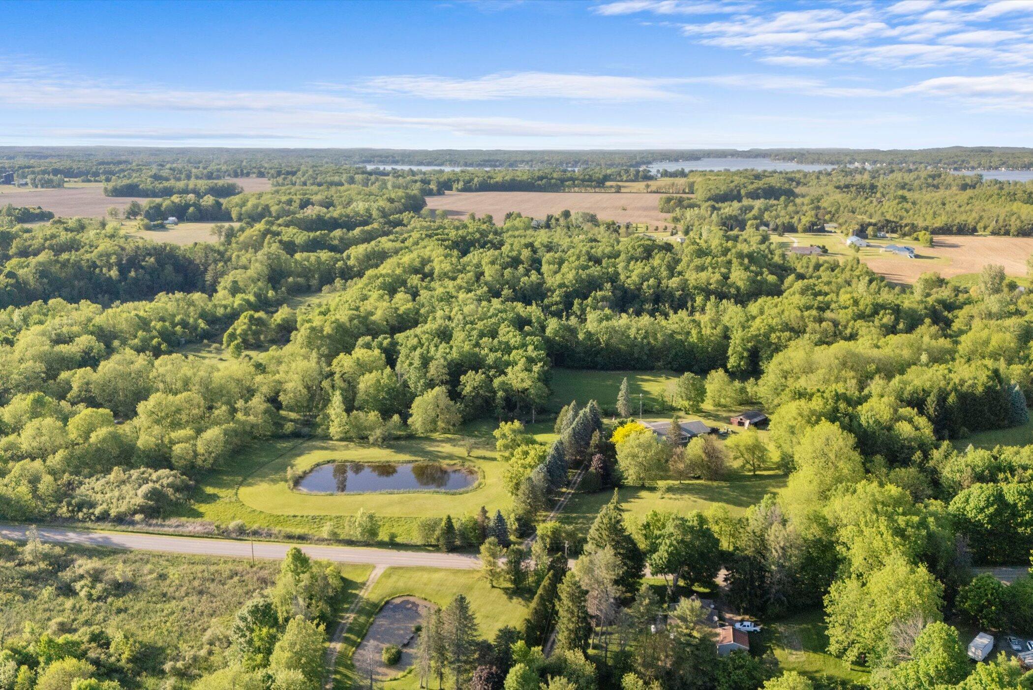 15300 Rome Road Manitou Beach, MI 49253 - Photo 34 of 59 09-DJI_20260517192630_0385_D