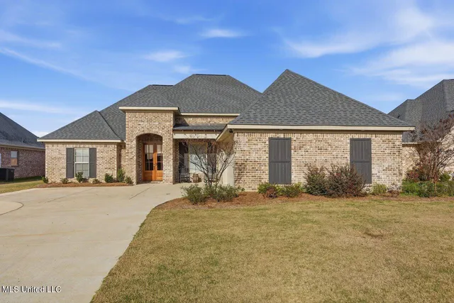 $415,000 | 1125 Old Ct Crossing, Richland, MS 39218