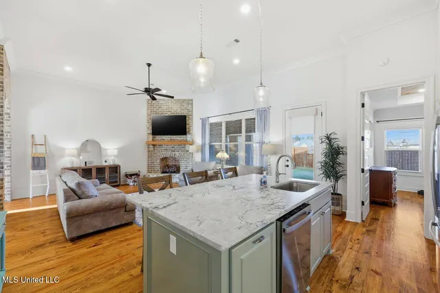 $415,000 | 1125 Old Ct Crossing, Richland, MS 39218