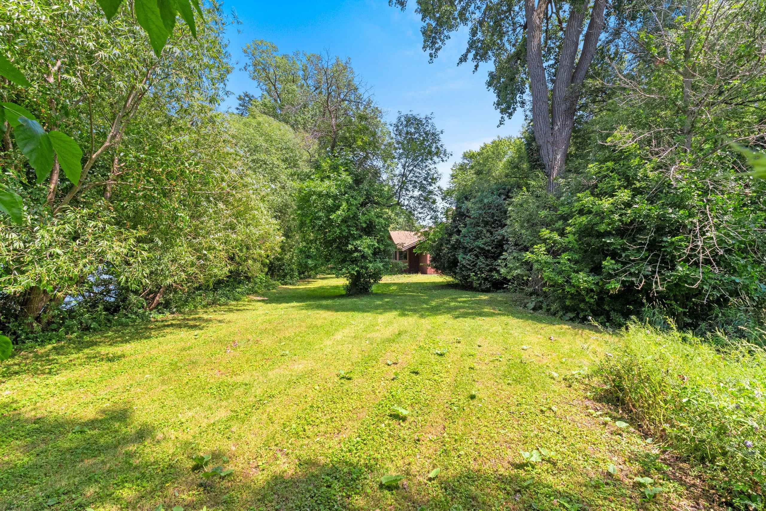 200 Lake Road Menasha, WI 54952 - Photo 72 of 87