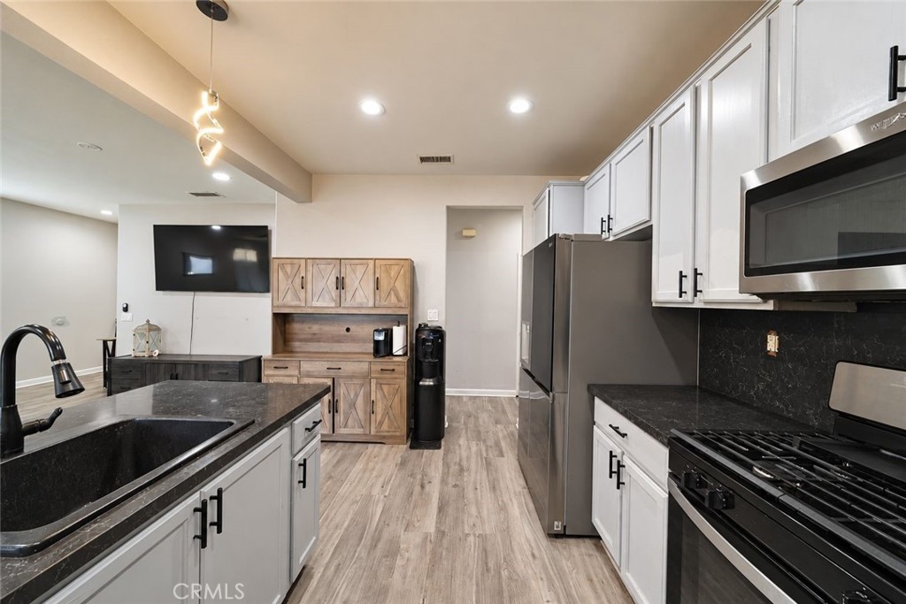 11825 Poppy Road Adelanto, CA 92301 - Photo 20 of 47 Gallery Image 20