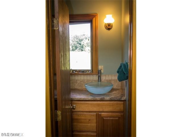 2575 Granger Road Medina, OH 44256 - Photo 17 of 26 Gallery Image 17