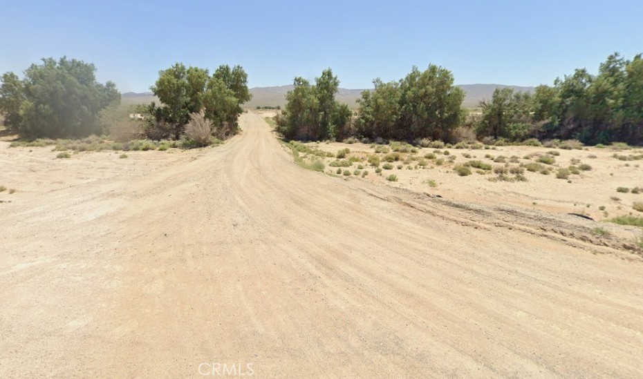 39 Center Road Newberry Springs, CA 92365 - Photo 2 of 8