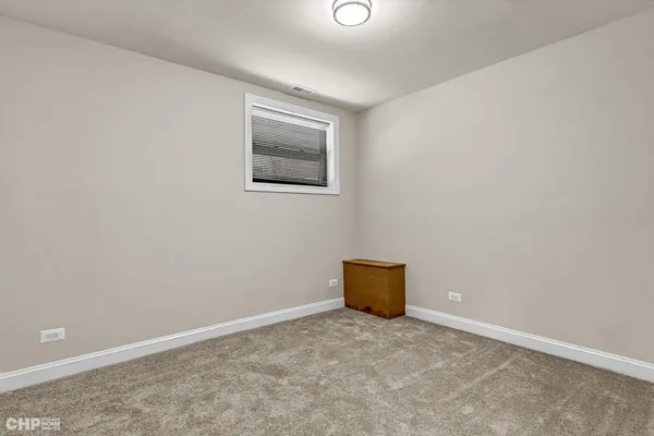 $3,550 | 2617 West Evergreen Avenue, Unit 1E, Chicago, IL 60622