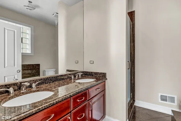 $3,550 | 2617 West Evergreen Avenue, Unit 1E, Chicago, IL 60622