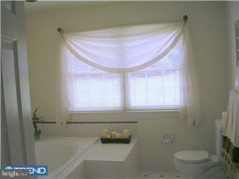 710 Regency Hill Road Hockessin, DE 19707 - Photo 6 of 12 Gallery Image 6