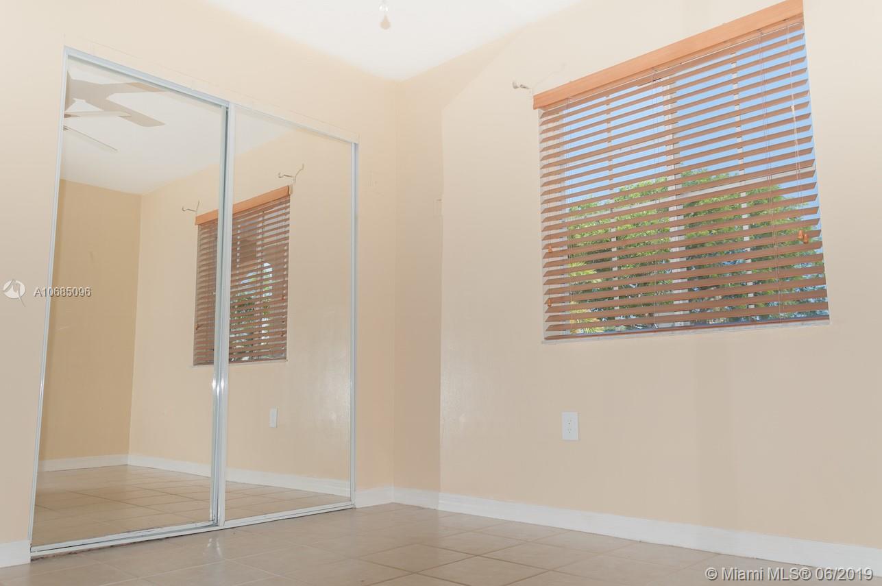 12601 Southwest 223rd Street Miami, FL 33170 - Photo 11 of 34